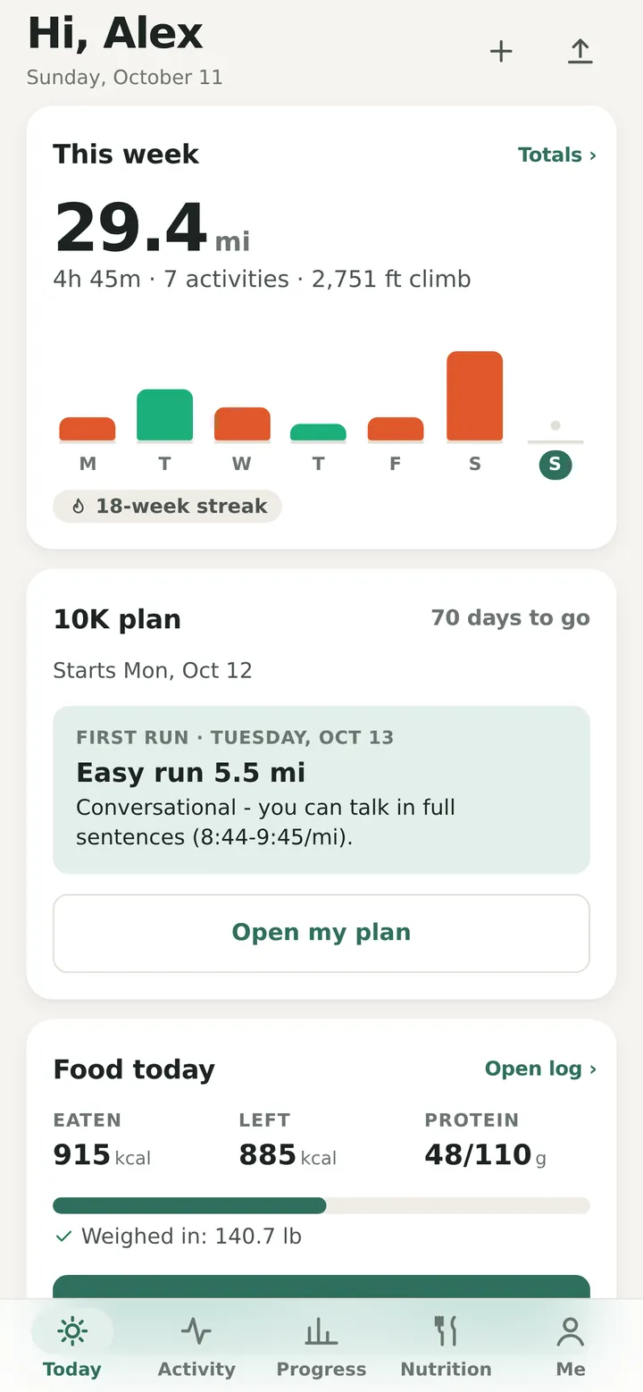 Kinetta's Today screen: this week's 29.4 miles with a bar for each day, the next workout in a 10K plan, and calories eaten today